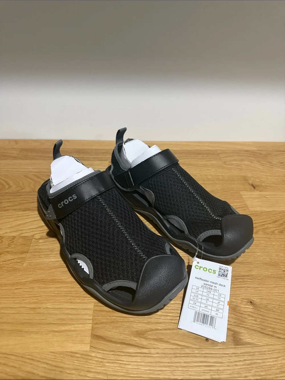 Brand new CROCS Swiftwater mesh Men’s size 9 Black Mesh Swiftwater Deck Shoes